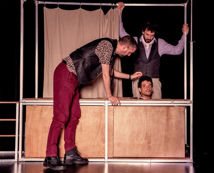 Photo de Bio | par la Compagnie Eux