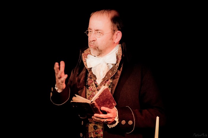 Photo de Figaro-ci, Beaumarchais-là