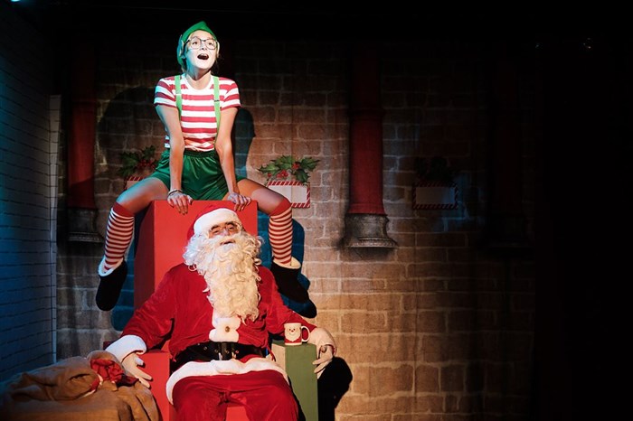 Photo de La véritable histoire de la mère Noël - Ou la petite fille qui ne croyait plus au Père Noel