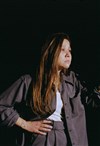 Laura Felpin dans Ça passe - Théâtre de Chelles