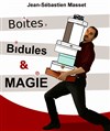 Jean Sébastien Masset dans Boites, Bidules et Magie - L'Instinct Théâtre