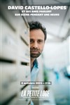 David Castello-Lopes et ses amis parlent sur scène pendant une heure - La Petite Loge Théâtre