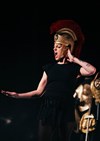 Laura Calu dans Senk - Théâtre Victor Hugo