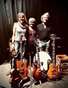 Une guitare, une citoyenne - Au Chapeau Rouge