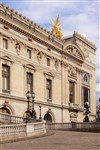 Visite guidée : Balade Opéra, histoire d'art lyrique à Paris - Devant la Comédie Française