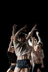 Thomas Lebrun / CCN de Tours : Dans ce monde - Chaillot - Théâtre National de la Danse / Salle Gémier