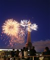 14 Juillet 2013 Feu d'Artifice au pied de la Tour Eiffel à Paris sur un bateau navigant - Bateau Belle Vallée