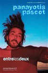 Panayotis Pascot dans Entre les deux - CEC - Théâtre de Yerres