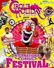 Cirque Holiday dans Le Festival International du Cirque | - Vaulx en Velin Chapiteau du Cirque Holiday  Vaulx en Velin Affiche