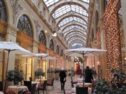Visite guidée : Secrets des plus beaux passages couverts, royaume du luxe insolite | par Artémise Metro Palais Royal Affiche