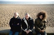 Andy Sheppard, Michel Benita, Sebastian Rochford trio Sunset Affiche