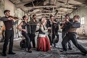 Barcelona Gipsy Balkan Orchestra Mamm Douar Kafe Affiche