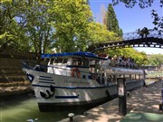 Croisière sur la Seine et le Canal St Martin Bateau Paris Canal / Embarquement Quai Anatole France Affiche
