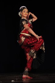 Récital de danse Bharata Natyam par Mallika Thalak Centre Mandapa Affiche