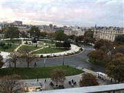 Visite guidée : Conférence 1H15, insolite des superbes Roofs -Toits Terrasses de Paris | par Lora Romano Mtro Nation Affiche