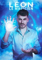 Léon le magicien dans Magic live Kezaco Café Théâtre