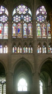 Visite guidée : La Basilique de Saint Denis, écrin de lumière et nécropole des rois | par Anne Ferrette Basilique de Saint Denis Affiche