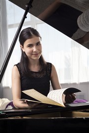 Alexandra Dovgan | piano Théâtre des Champs Elysées Affiche
