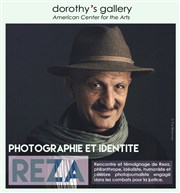 Reza, photojournaliste Dorothy's Gallery - American Center for the Arts Affiche