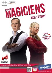 Axel et Kelly dans Drôle de Magiciens Le Pont de Singe Affiche