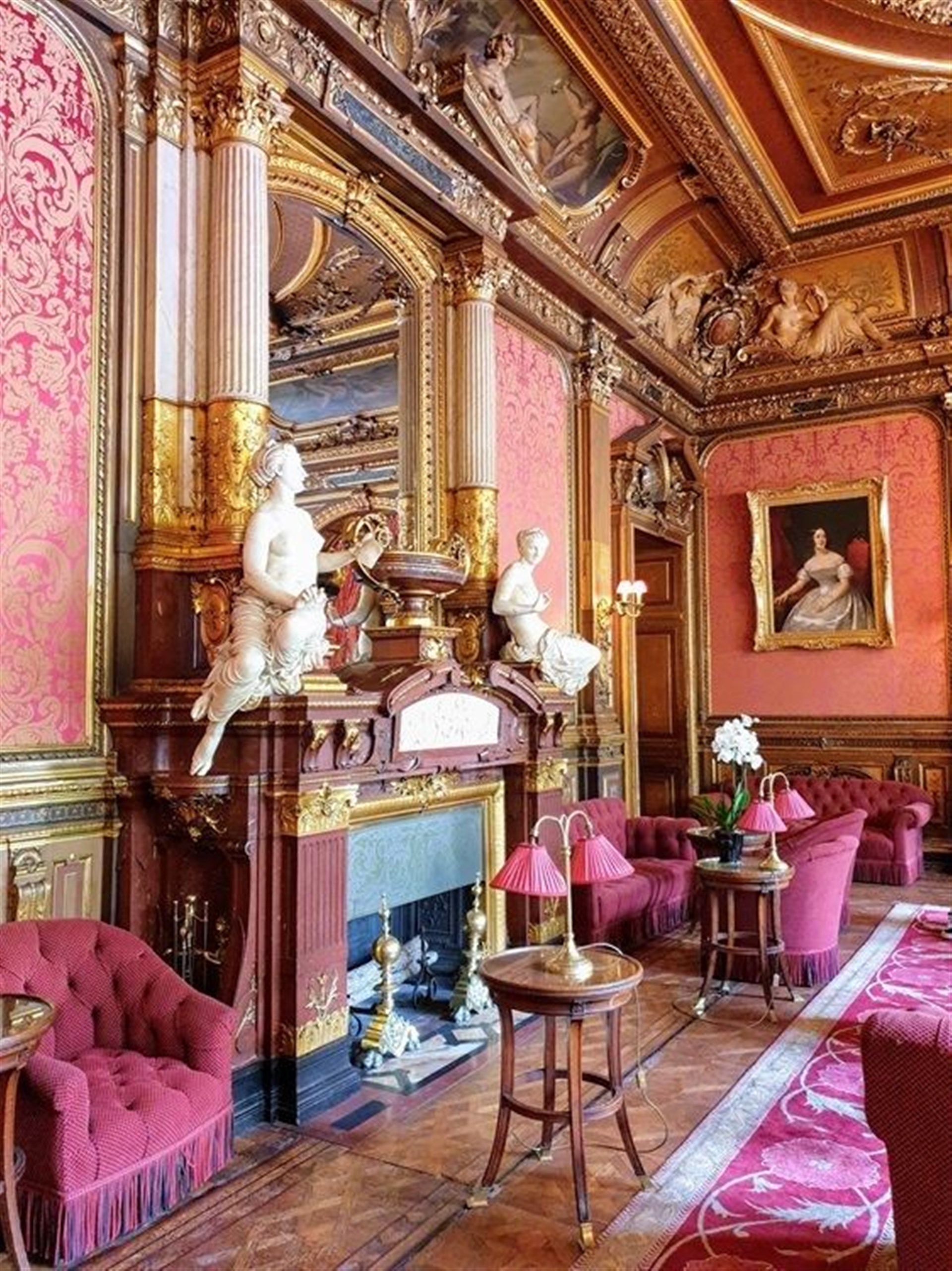 Du ghetto au gotha : visite de l'Hôtel de Païva