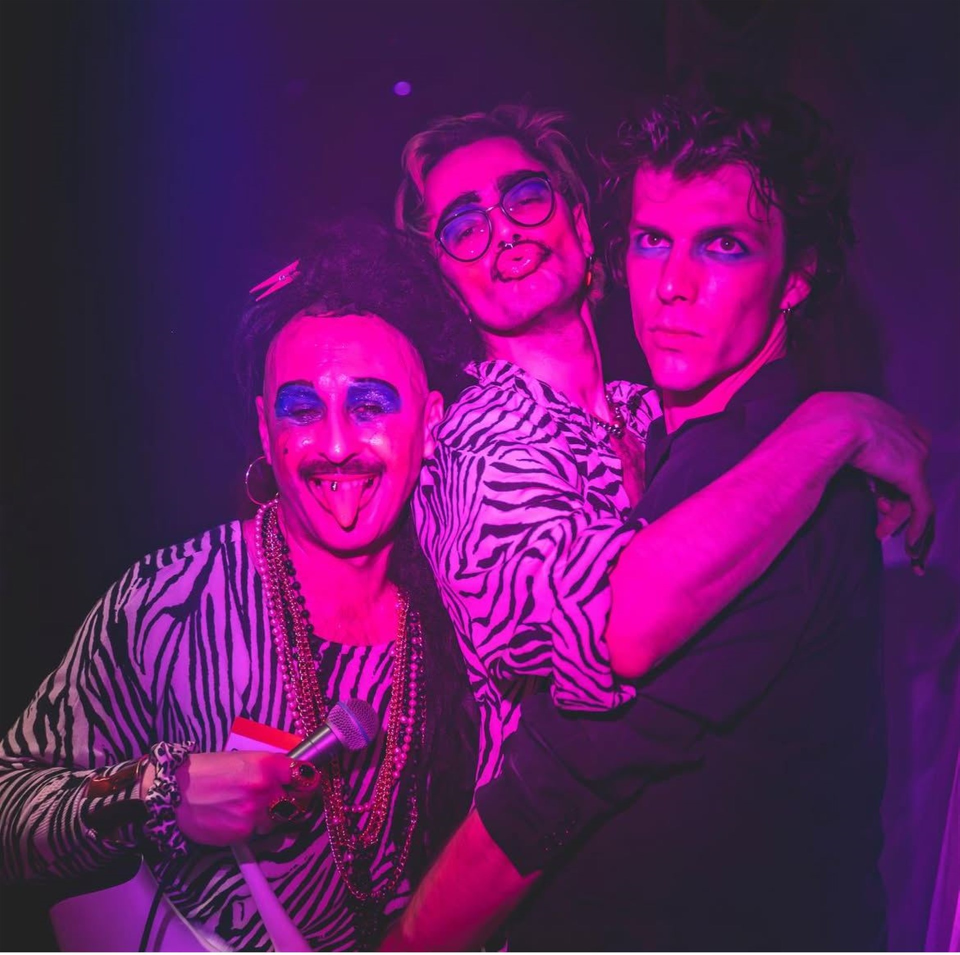 Le Cabaret Défait