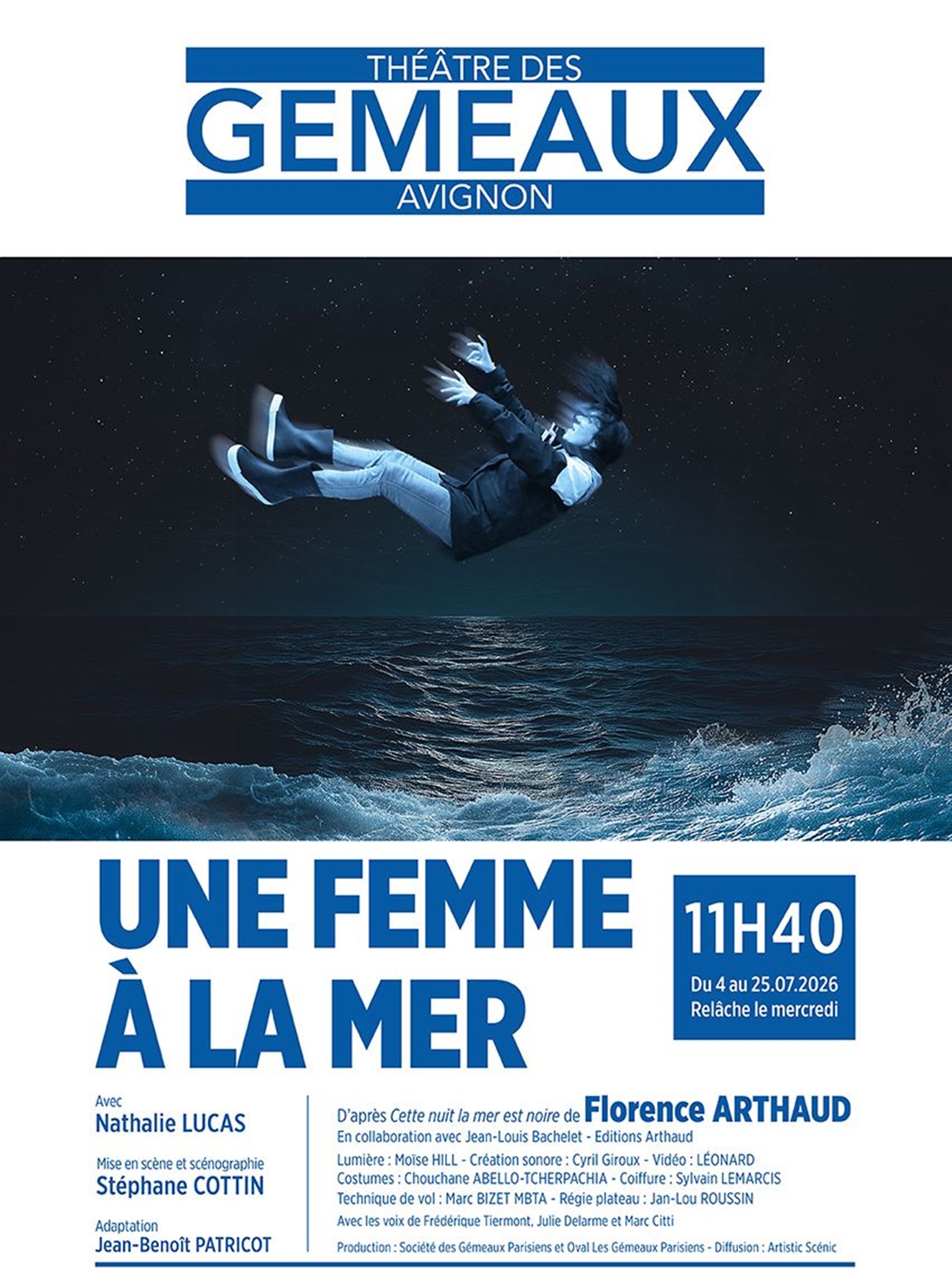Une femme à la mer