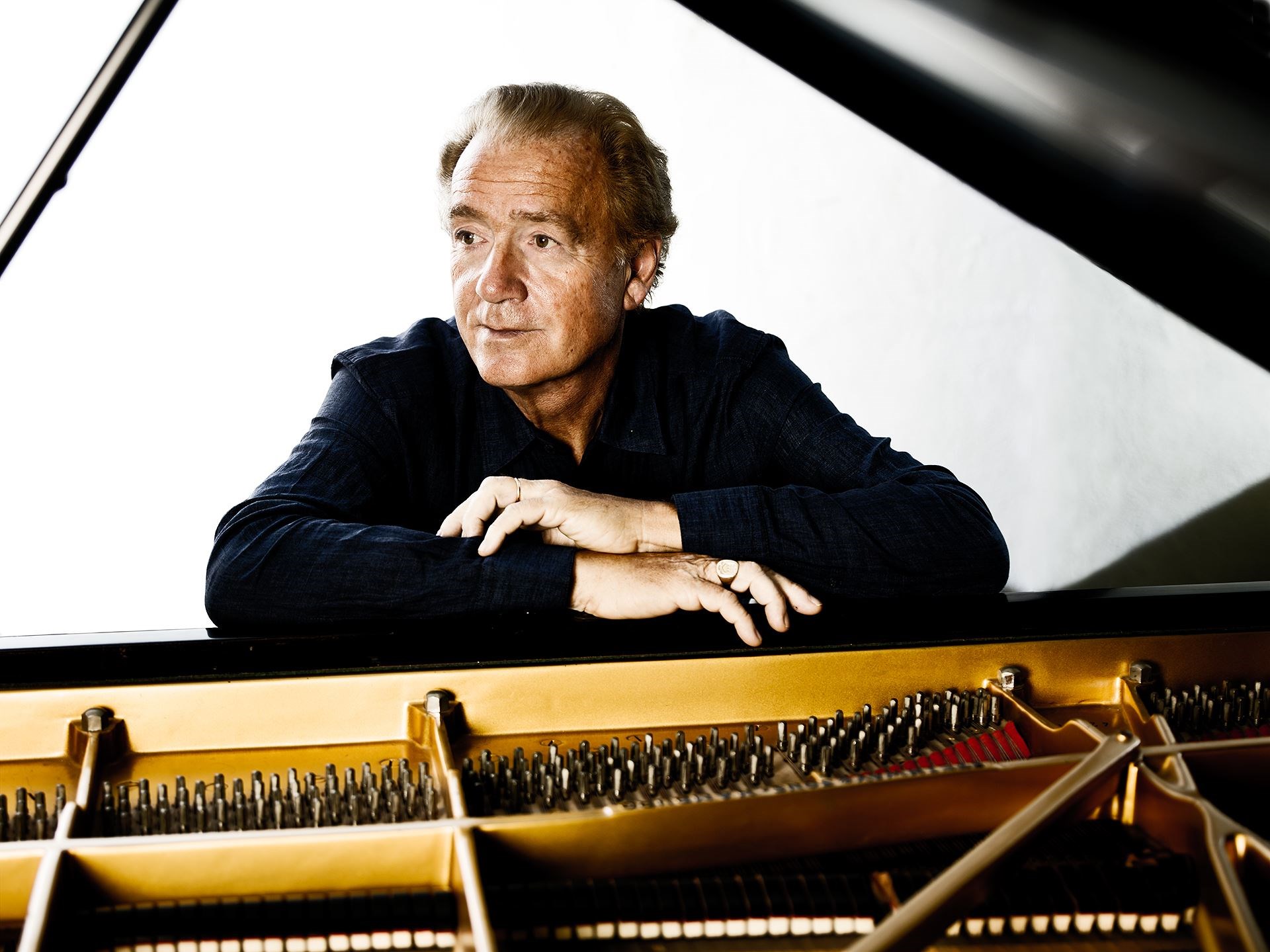 François-Joël Thiollier