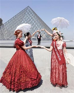 Affiche de Visite guidée insolite : Les favorites de Paris, insolentes et insoumises | par Gabrielle Arnault-Lazard