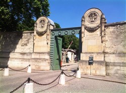 Affiche de Randonnée : Visite guidée du cimetière du Père-Lachaise | par Michel Faul