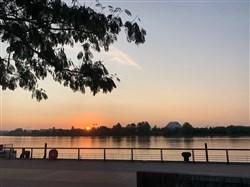 Affiche de Visite guidée : Un nouvel art de vivre au bord de la Garonne | par CulturMoov