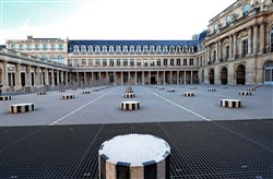 Affiche de Un vol au Palais Royal : un jeu de piste en autonomie à télécharger | par Balade-toi