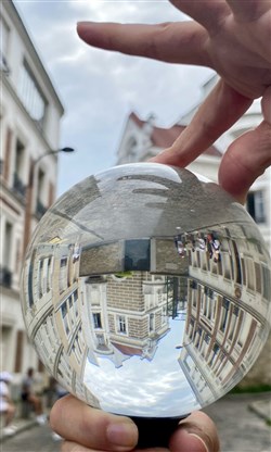 Affiche de Visite guidée : Montmartre cristal | par Veronica Antonelli