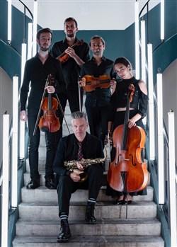 Affiche de Daniel Erdmann : With Strings, Light Blue