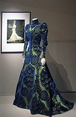 Affiche de Visite guidée de l'Exposition Worth, inventer la Haute Couture | par Loetitia Mathou
