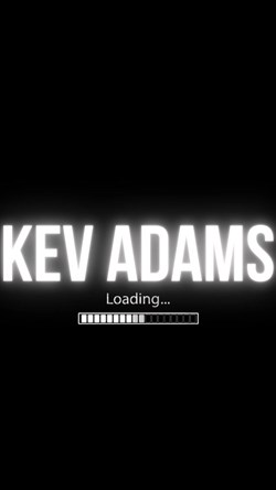 Affiche de Kev Adams dans Loading