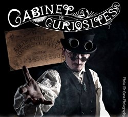 Affiche de Astier dans cabinet de curiosités 2