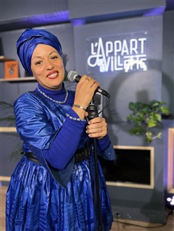 Affiche de Samia Orosemane dans Je suis une bouffonne