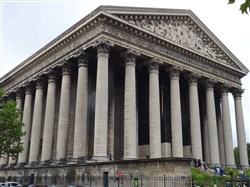 Affiche de Visite guidée : L'Eglise de la Madeleine et son quartier | par Loetitia Mathou