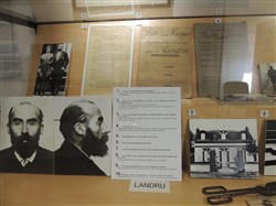 Affiche de Visite guidée : Le Musée de la Préfecture de Police | par Mathou Loetitia