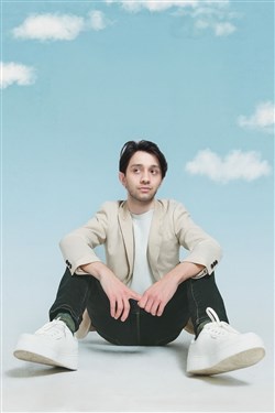 Affiche de Irakli : Dans les nuages