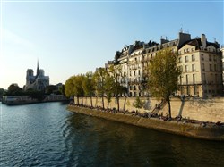 Affiche de L'île Saint-Louis : Un petit paris dans paris