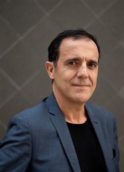 Affiche de L'amour à la menthe | avec Thierry Beccaro