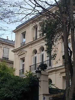 Affiche de Visite guidée : histoire du Music-Hall | par Ariane