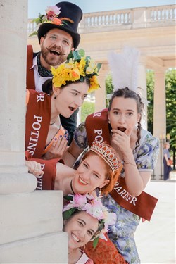 Affiche de Visite guidée insolite : Montmartre est une fête, paillettes et pénombre | par Gabrielle Arnault-Lazard