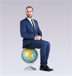 Affiche de Foudil Kaibou dans Foudil Kaibou prend le pouvoir
