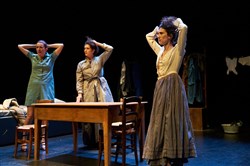 Affiche de Ouvrières, mémoires dans la peau