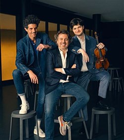 Affiche de Je n'aime pas le Classique, mais avec Alex Vizorek j'aime bien !