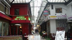 Affiche de Visite guidée : Les passages couverts exotiques | par Gilles Henry