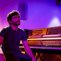 Affiche de Tom Faubert : Nouvel album Desmesures